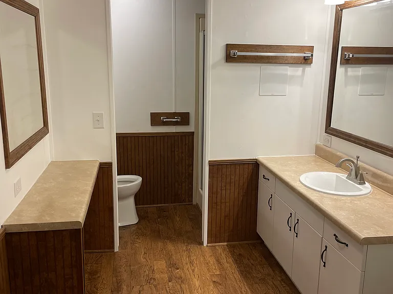 203 Barkwood Ln — Photo 4