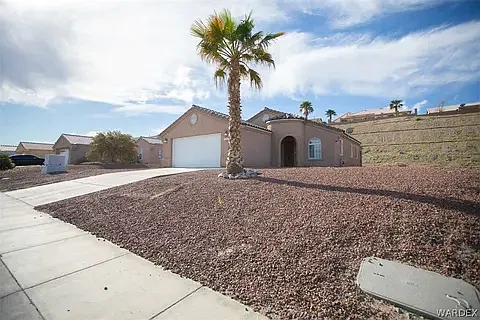 3 bed, 1213 sqft, $1,600 — Photo 2