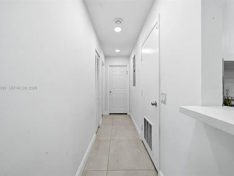 4952 SW 32nd Ave #140 — Photo 24
