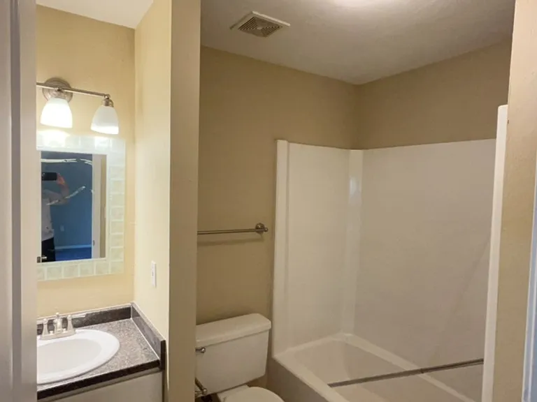 507 NW 39th Rd #310 — Photo 13