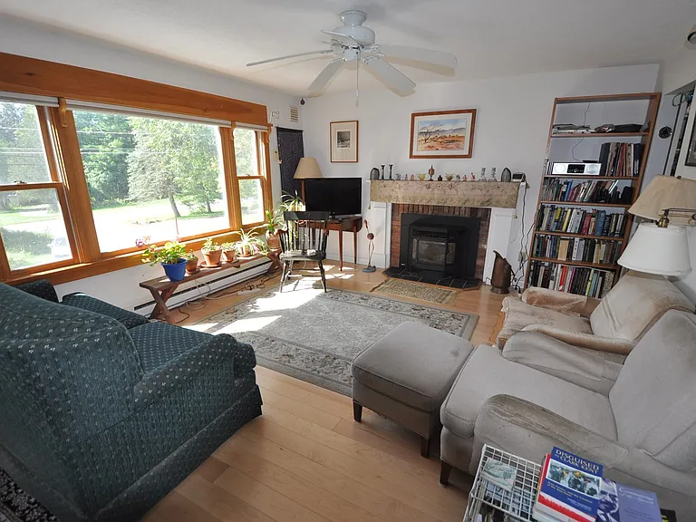 293 Barnumville Rd — Photo 6