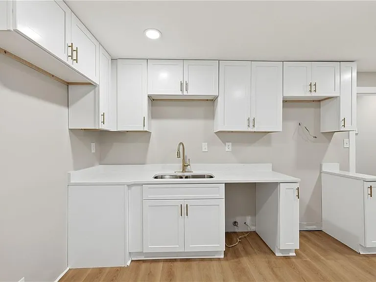 311 Henry Aaron Ave SW — Photo 16
