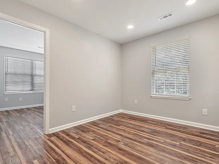 91 Traybern Blvd — Photo 14
