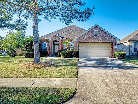 3rd image of 12903 Carlaris Ct