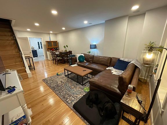 Entire house is rented unfurnished. This is a photo with the previous tenants belongings to provide additional information to those interested.