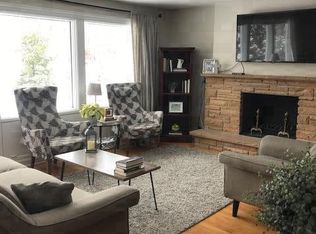 686 N Kenilworth Ave, Glen Ellyn, IL