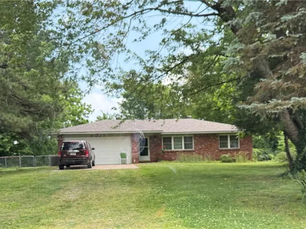 4323 Donna St, Springdale, AR 72764
