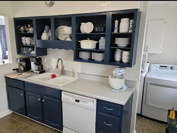 2nd image of 307 S Judkins Ave