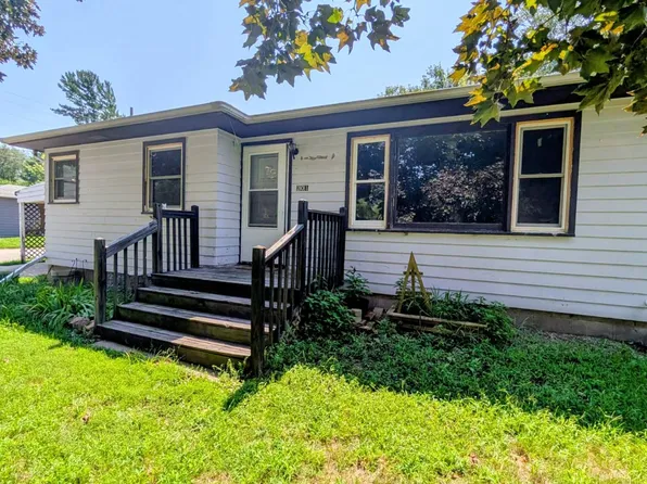 201 W South St, Exira, IA 50076