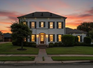 556 Winding Wood Cir W, Collierville, TN 38017