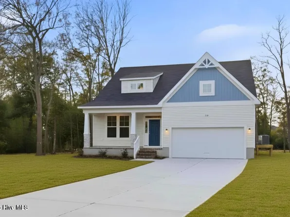 218 Chateau Drive, New Bern, NC 28560