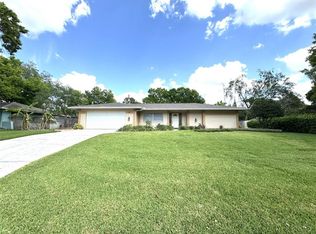 503 Royal Greens Dr, Temple Terrace, FL 33617