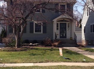 5955 N Kent Ave, Whitefish Bay, WI 53217
