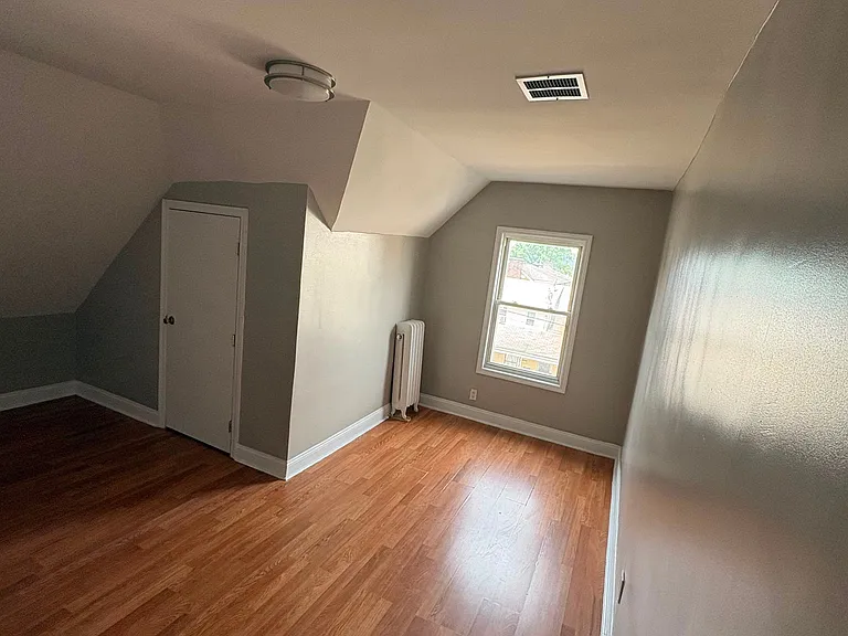 105 N High St #3 — Photo 1