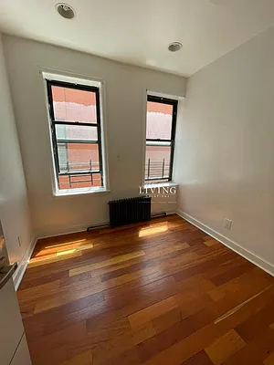 Rented by NY Living Solutions | media 6