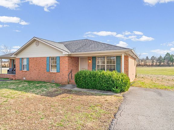 2nd image of 5867 Julien Rd