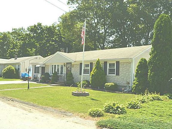 2nd image of 18 Stella Dr