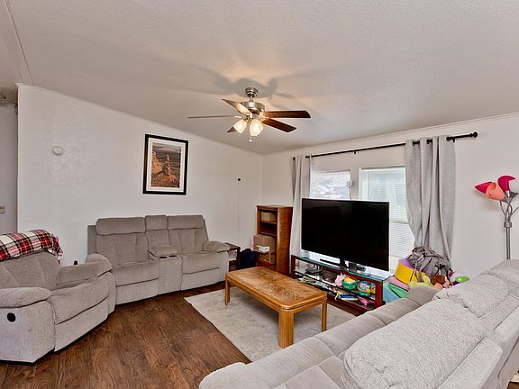 5th image of 443 Florence Rd