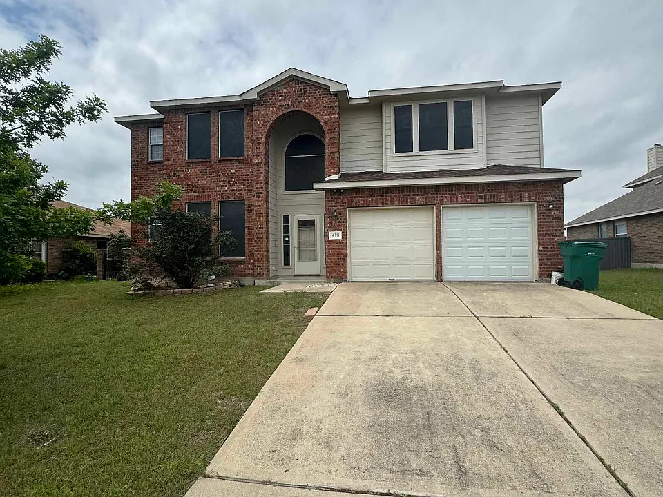 418 W Iowa Dr
