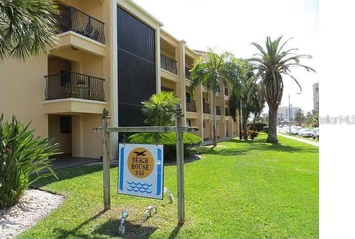 845 S Gulfview Blvd #110