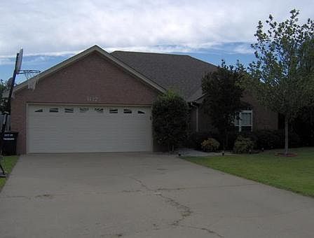2nd image of 617 Primrose Ln
