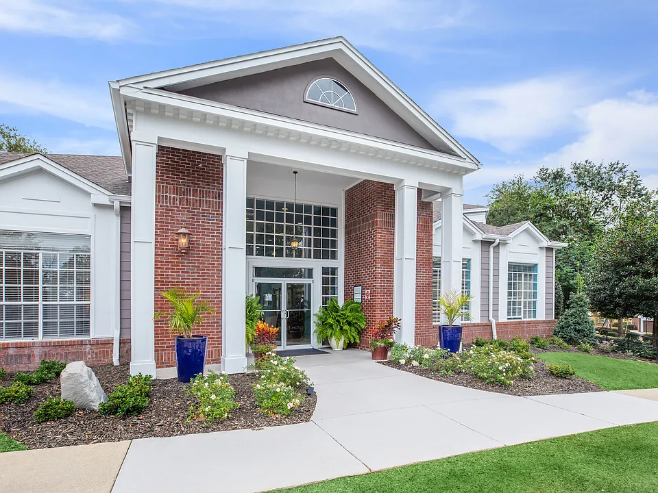 Jackson Square Apartments