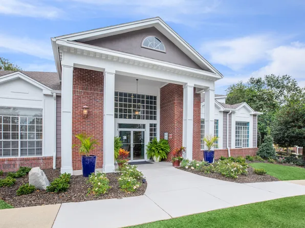 Jackson Square Apartments