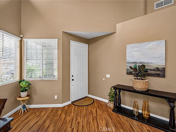5th image of 5561 Hunt Club Dr