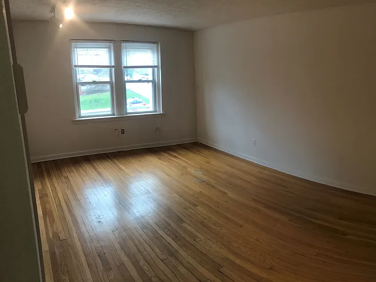 600 S Negley Ave — Photo 13