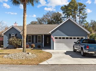 8723 Plantation Dr, Emerald Isle, NC 28594