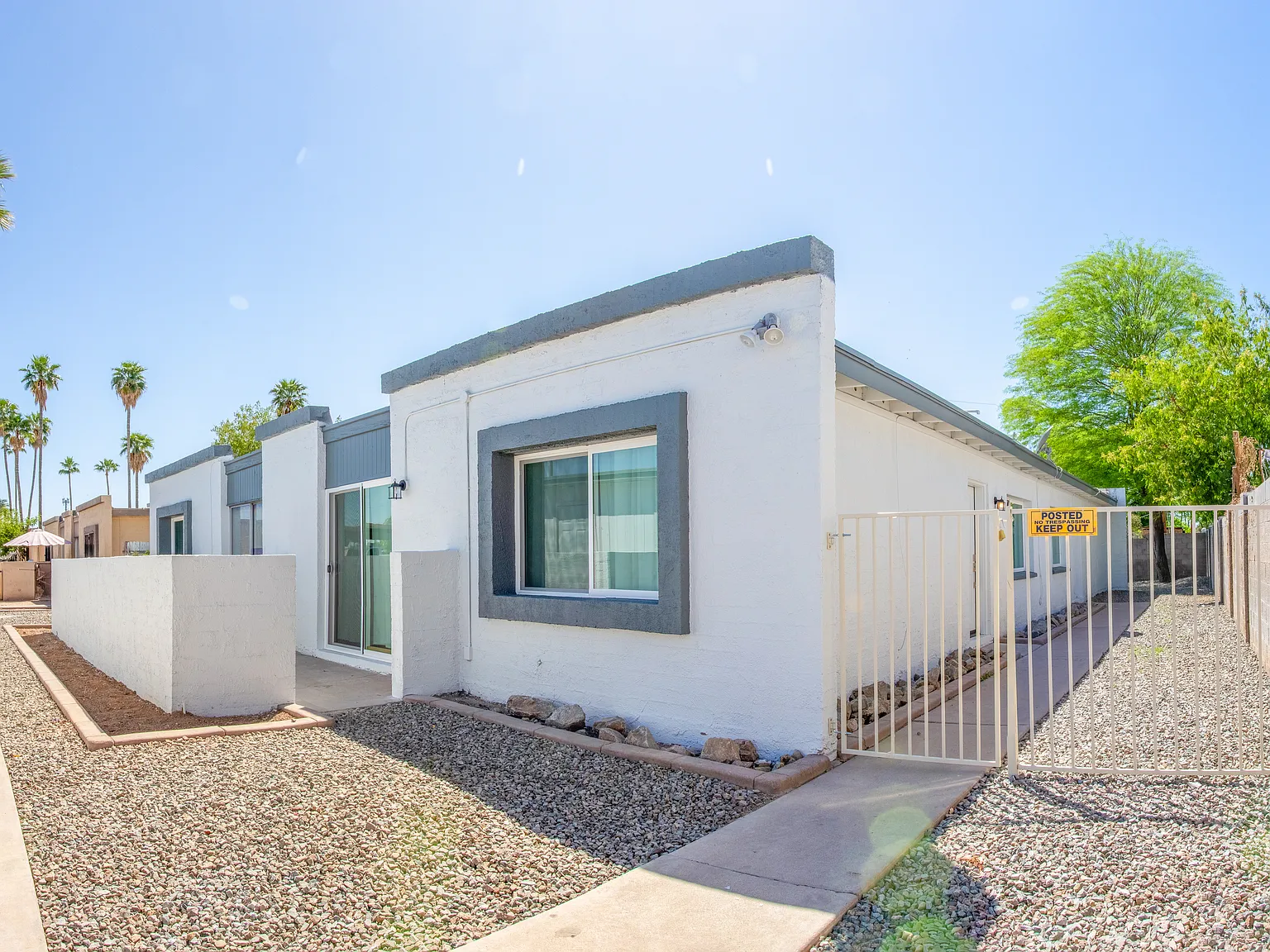700 S Stapley Apts — Photo 1