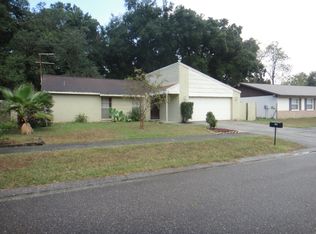 719 Regent Circle South Cres, Brandon, FL 33511