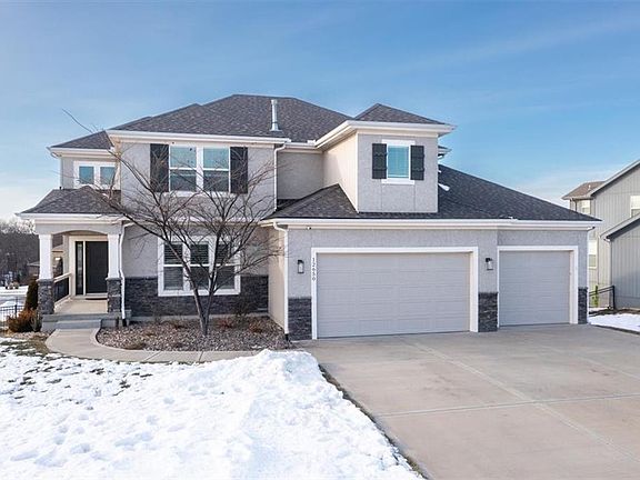 2nd image of 12650 N Arbor Way