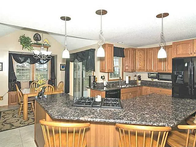 2864 Long View Dr photo 1