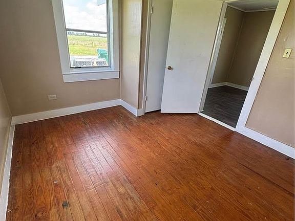 5th image of 200 McCloud Rd