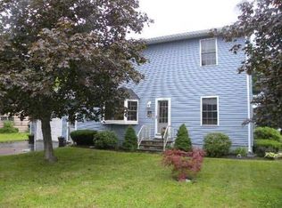 8 Laase Ave, Lewiston, ME 04240