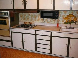 5670 Leiden Rd, Baltimore, MD 21206