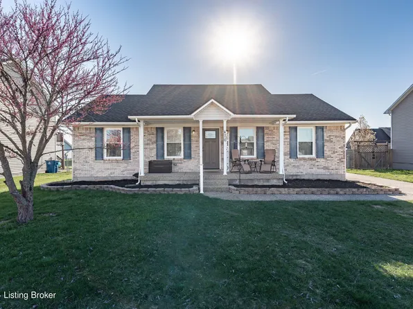 476 Lakes Of Dogwood Blvd, Shepherdsville, KY 40165