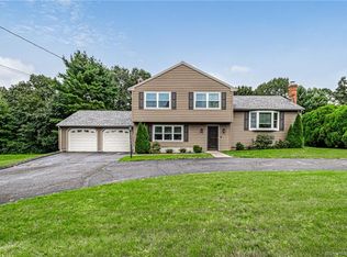 40 Nod Brook Rd, Wallingford, CT 06492