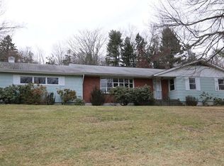 24 Granite Springs Rd, Granite Springs, NY 10527