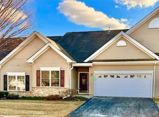 4048 Pine Hurst Dr, Northampton, PA 18067