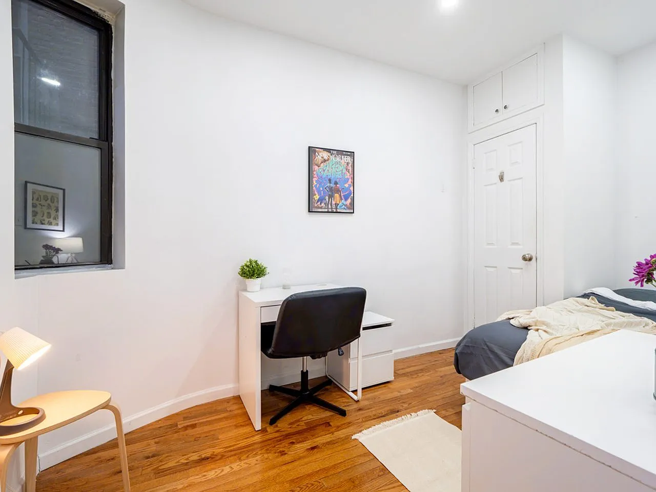 Modern ROOM at The Central Park West — Photo 4