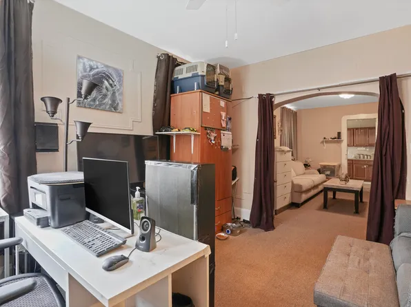 60-46 Putnam Avenue image 14 of 47