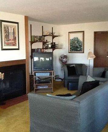 4th image of 10027 Emerald Dr