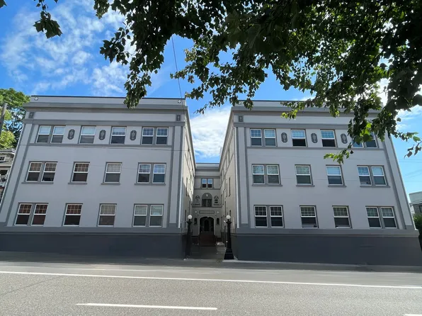 Belmont Court by Star Metro, 1410 SE Belmont St APT 112, Portland, OR 97214