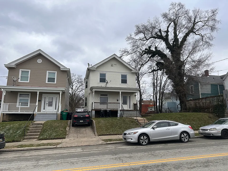 3550 Woodburn Ave