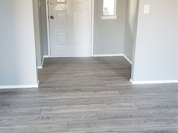 3rd image of 1723 114th St S