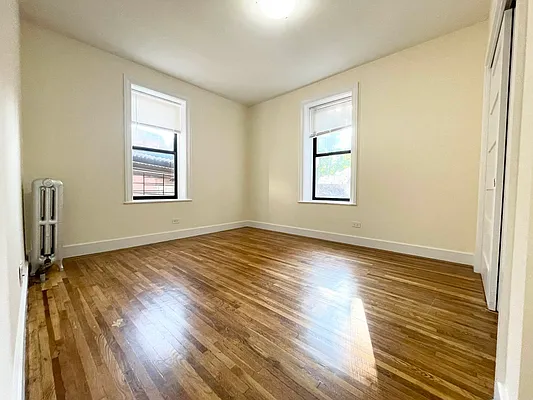 Rented by Bruma Realty LLC | media 10