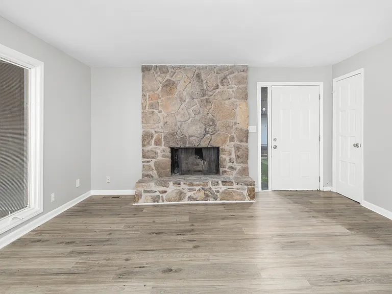 9018 Mahogany Row SE #A — Photo 8