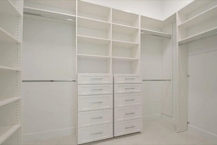 12832 Veneto Springs Dr — Photo 17